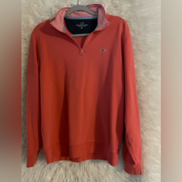 Vineyard Vines Men’s Quarter Zip Pullover. Size Medium. - Picture 2 of 5